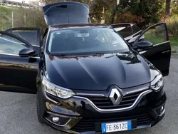 Nero Usata 2016 Renault Mégane IV Zen Tre volumi | 13.000 € (Buon prezzo)