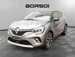Grigio Usata 2024 Renault Captur Techno SUV | 16.900 € (Buon prezzo)