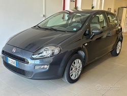 Grigio Usata 2013 Fiat Punto Tre volumi | 2650 € (Super prezzo)