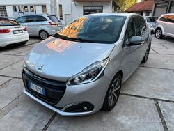 Grigio Usata 2016 Peugeot 208 GT-line Due volumi | 6500 € (Buon prezzo)