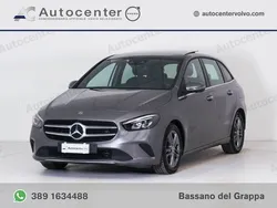 Grigio Usata 2020 Mercedes B200 Business Monovolume | 23.900 € (Buon prezzo)