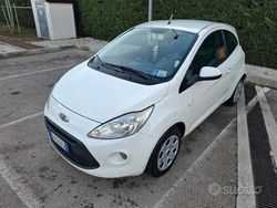 Usata 2010 Ford Ka Tre volumi | 3700 € (Molto cara)