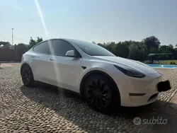 Usata 2023 Tesla Model Y SUV | 42.000 € (Buon prezzo)
