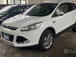 Bianco Usata 2015 Ford Kuga SUV | 10.500 € (Molto cara)