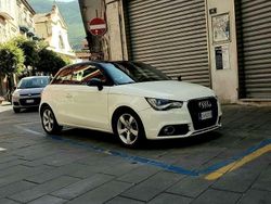 Nero Usata 2011 Audi A1 Ambition Due volumi | 8700 € (Buon prezzo)