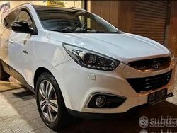 Bianco Usata 2015 Hyundai ix35 Xpossible SUV | 12.000 € (Molto cara)