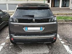 Grigio Usata 2022 Peugeot 3008 SUV | 24.500 € (Cara)