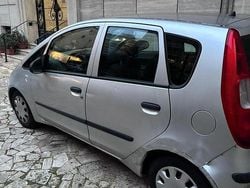 Usata 2006 Mitsubishi Colt Due volumi | 700 €