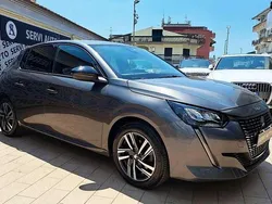 Grigio Usata 2022 Peugeot 208 Allure Due volumi | 15.900 € (Buon prezzo)