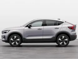 Argento(met.) Nuova 2025 Volvo EC40 Plus SUV | 58.769 €