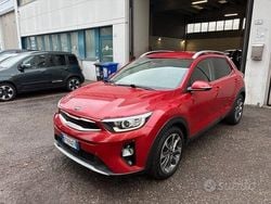 Rosso Usata 2020 Kia Stonic SUV | 10.500 € (Buon prezzo)