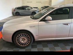 Grigio Usata 2007 Alfa Romeo 159 Distinctive Tre volumi | 3800 € (Buon prezzo)