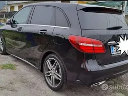 Nero Usata 2016 Mercedes B180 AMG Monovolume | 15.000 € (Cara)