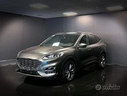 Grigio Usata 2024 Ford Kuga ST-Line SUV | 24.500 € (Buon prezzo)