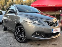 Grigio Usata 2022 Lancia Ypsilon Gold Due volumi | 8647 € (Super prezzo)