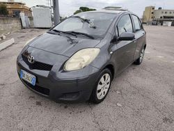 Usata 2009 Toyota Yaris Due volumi | 2000 €