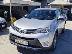 Argento(met.) Usata 2015 Toyota RAV4 Active SUV | 12.500 € (Cara)