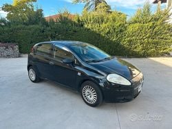 Nero Usata 2008 Fiat Punto Due volumi | 2300 € (Buon prezzo)