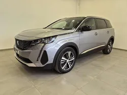 Argento Usata 2024 Peugeot 5008 Allure Monovolume | 23.900 € (Buon prezzo)