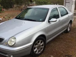 Usata 2001 Lancia Lybra Tre volumi | 850 € (Ottimo prezzo)