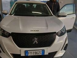 Bianco Usata 2020 Peugeot 2008 Active SUV | 14.500 € (Buon prezzo)