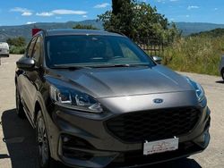 Grigio Usata 2022 Ford Kuga ST-Line SUV | 26.900 € (Molto cara)
