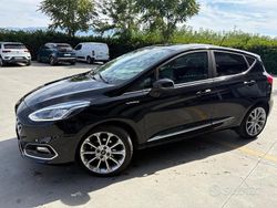 Nero Usata 2018 Ford Fiesta Vignale Tre volumi | 10.300 € (Buon prezzo)