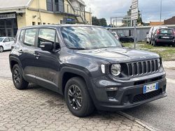 Grigio moda Usata 2023 Jeep Renegade Longitude SUV | 22.200 € (Buon prezzo)