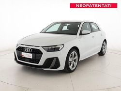 Bianco ghiaccio metallizzato Usata 2024 Audi A1 S-Line | 26.000 € (Ottimo prezzo)