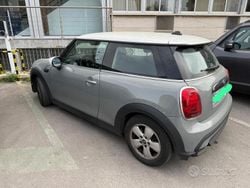 Grigio Usata 2022 Mini Cooper Classic Due volumi | 19.500 € (Ottimo prezzo)