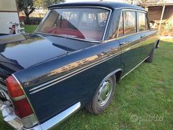 Blu/azzurro Usata 1993 Fiat 2300 Tre volumi | 16.300 €