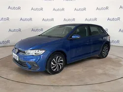 Blu Usata 2023 VW Polo Life Tre volumi | 20.000 € (Buon prezzo)