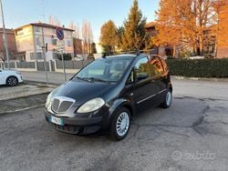 Nero Usata 2005 Lancia Musa Monovolume | 1950 € (Buon prezzo)