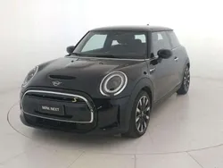 Enigmatic black mini yours Usata 2022 Mini Cooper SE Due volumi | 19.200 € (Ottimo prezzo)