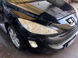 Nero Usata 2007 Peugeot 308 Tre volumi | 1400 €