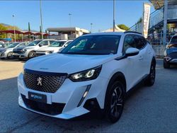 Bianco Usata 2021 Peugeot 2008 Allure SUV | 17.400 € (Cara)
