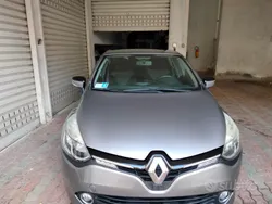 Usata 2015 Renault Clio IV Due volumi | 10.500 €