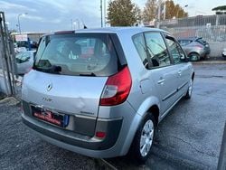Grigio Usata 2006 Renault Scénic II Monovolume | 1300 € (Buon prezzo)