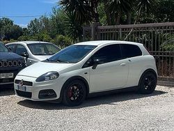 Bianco Usata 2010 Abarth Grande Punto Due volumi | 9500 € (Super prezzo)