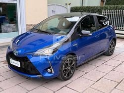 Blu Usata 2017 Toyota Yaris Hybrid Trend Due volumi | 13.990 € (Buon prezzo)