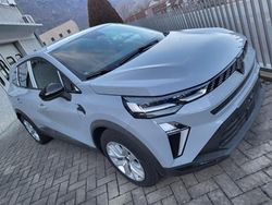 Grigio chiaro Nuova 2025 Renault Symbioz Evolution SUV | 26.500 € (Buon prezzo)