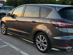 Usata 2018 Ford S-MAX ST-Line Monovolume | 17.800 € (Molto cara)