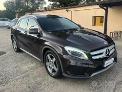 Grigio Usata 2014 Mercedes GLA200 Premium SUV | 15.500 € (Buon prezzo)
