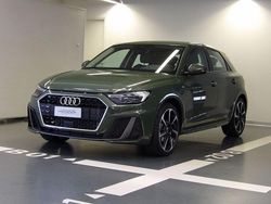 Verde district metallizzato Usata 2024 Audi A1 S-Line Due volumi | 29.300 € (Cara)