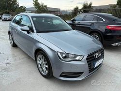 Grigio Usata 2015 Audi A3 Tre volumi | 9300 € (Buon prezzo)
