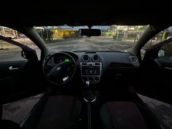 Rosso Usata 2007 Ford Fiesta Due volumi | 1450 € (Ottimo prezzo)