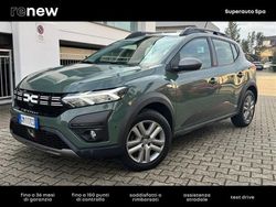 Verde scuro Usata 2023 Dacia Sandero Comfort | 13.000 € (Buon prezzo)