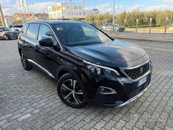 Nero Usata 2019 Peugeot 5008 GT-line Monovolume | 20.900 € (Molto cara)