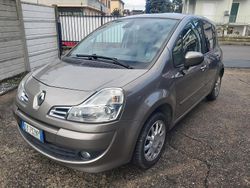 Oro Usata 2009 Renault Modus Dynamique Monovolume | 4200 € (Cara)