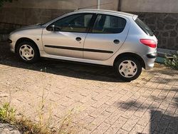 Usata 1999 Peugeot 206 Tre volumi | 250 € (Ottimo prezzo)